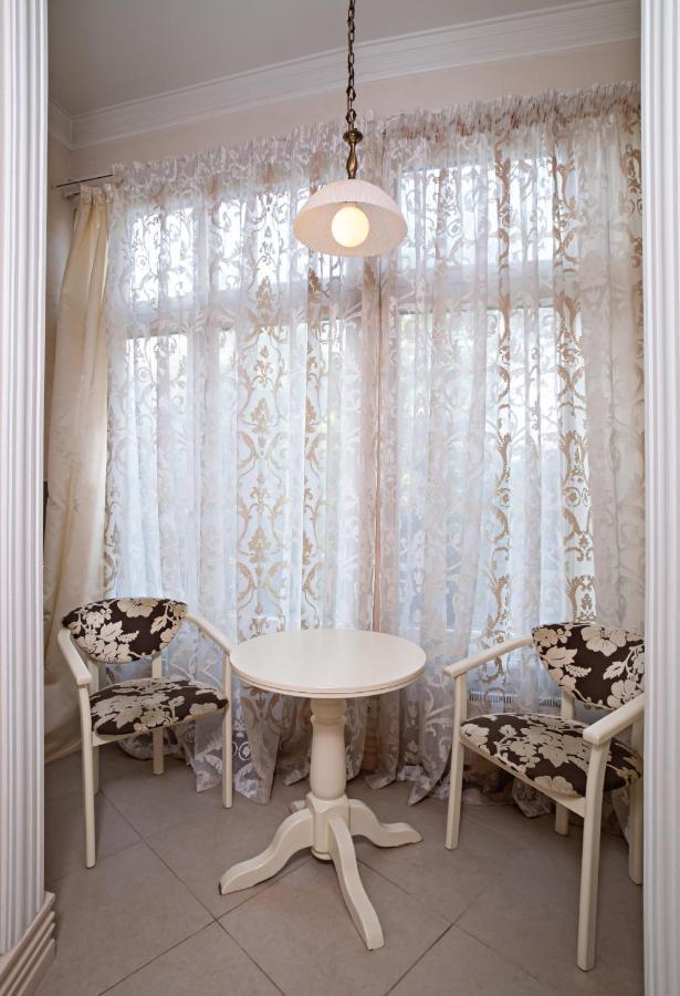 Bel Apartments Odessa Extérieur photo